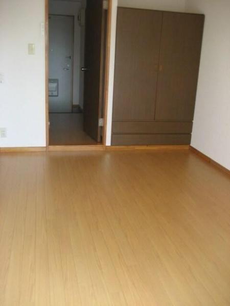川崎市中原区下小田中３丁目のマンション