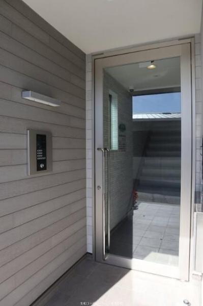 川崎市高津区久本２丁目のアパート