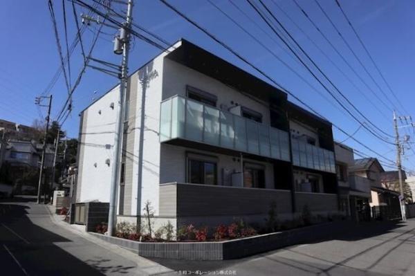 川崎市高津区久本２丁目のアパート