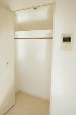 川崎市幸区幸町４丁目のマンション
