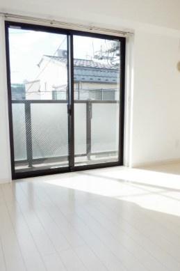 川崎市幸区幸町４丁目のマンション