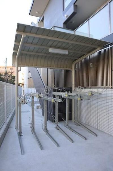 川崎市高津区北見方１丁目のマンション