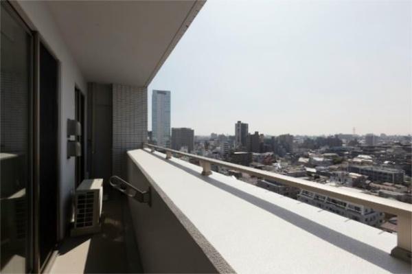目黒区東山１丁目のマンション