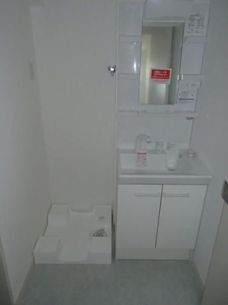 大和市深見西２丁目のアパート