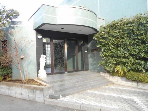 川崎市高津区下作延３丁目のマンション