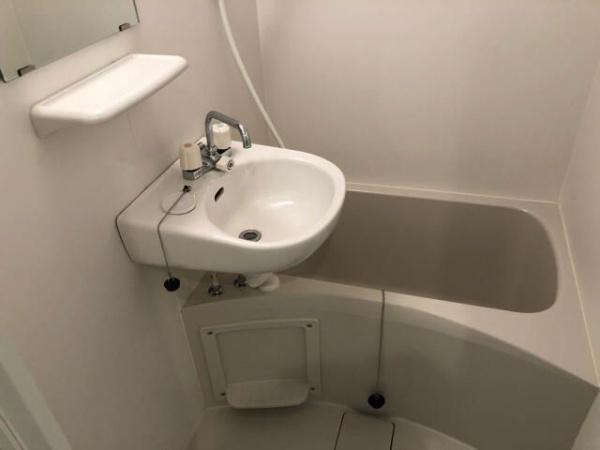 川崎市高津区坂戸１丁目のアパート