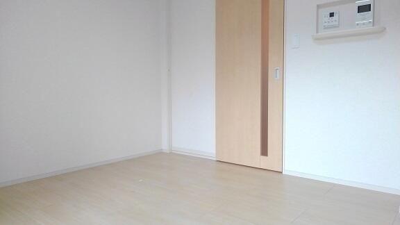 川崎市幸区南加瀬３丁目のマンション