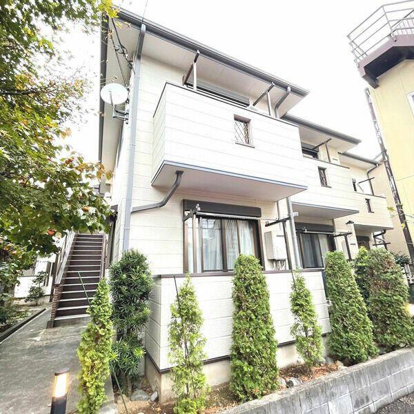 川崎市高津区久地１丁目のアパート