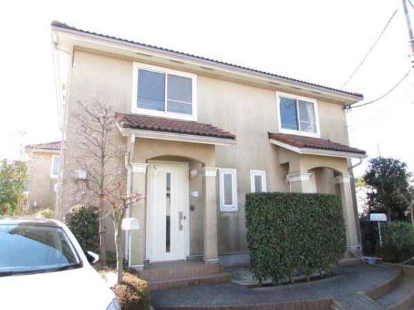 川崎市高津区久末のテラスハウス