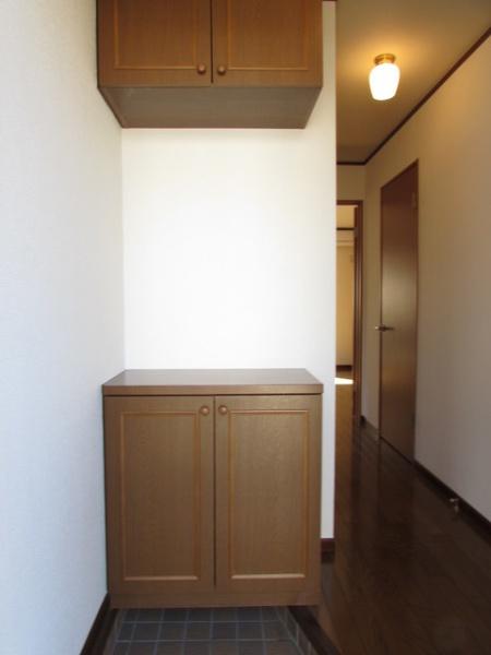 川崎市高津区久末のテラスハウス