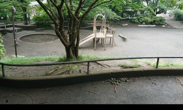 横浜市港北区日吉本町６丁目のアパート(日吉本町鯛ケ崎公園)
