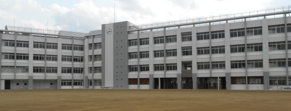 光陽ハイツ(川崎市立住吉中学校)