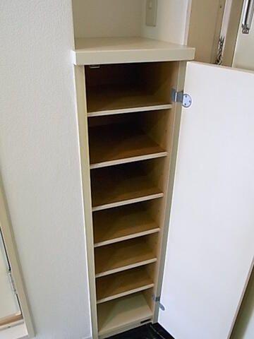 川崎市中原区新丸子町のマンション