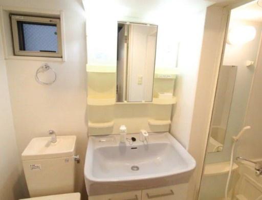 川崎市中原区新城２丁目のアパート
