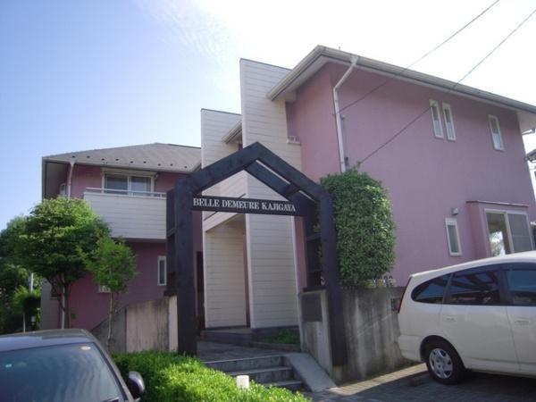 川崎市高津区梶ケ谷６丁目のテラスハウス