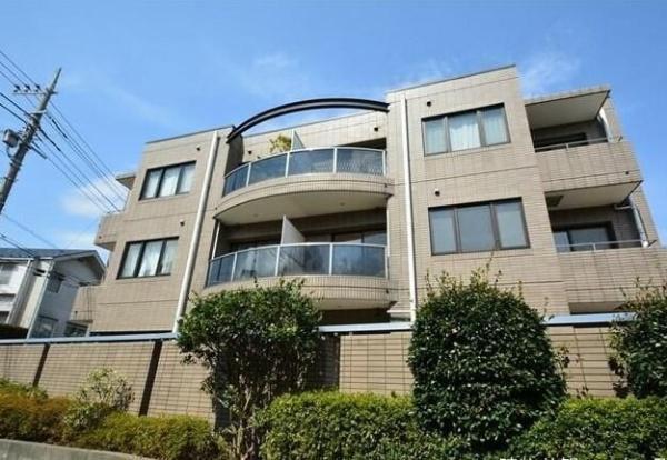 目黒区柿の木坂３丁目のマンション