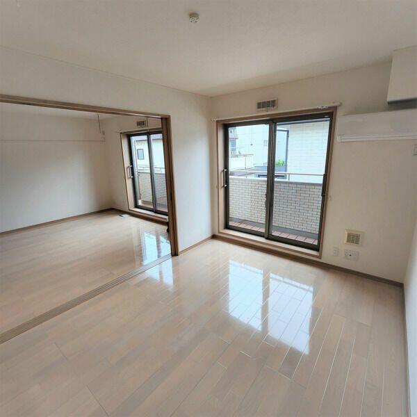 川崎市中原区上小田中７丁目のアパート