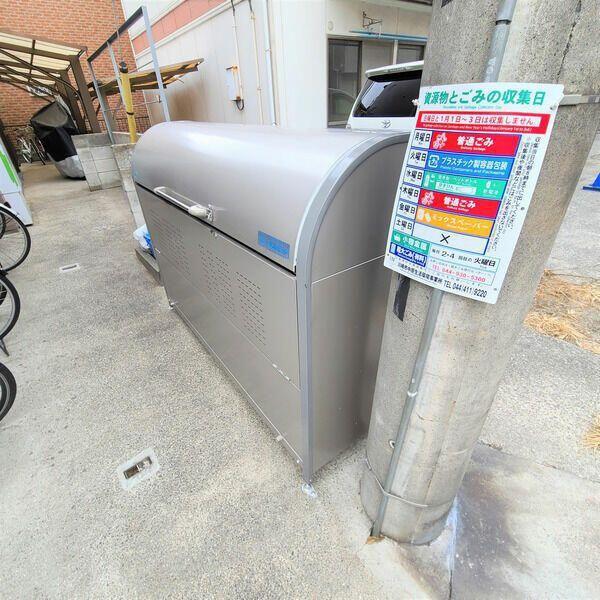 川崎市中原区上小田中３丁目のマンション
