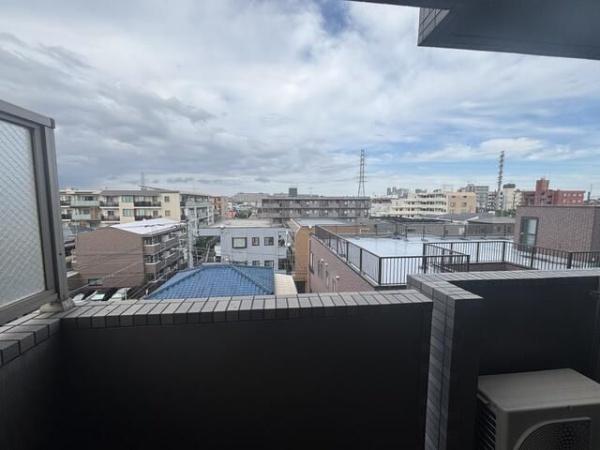 川崎市高津区末長４丁目のマンション