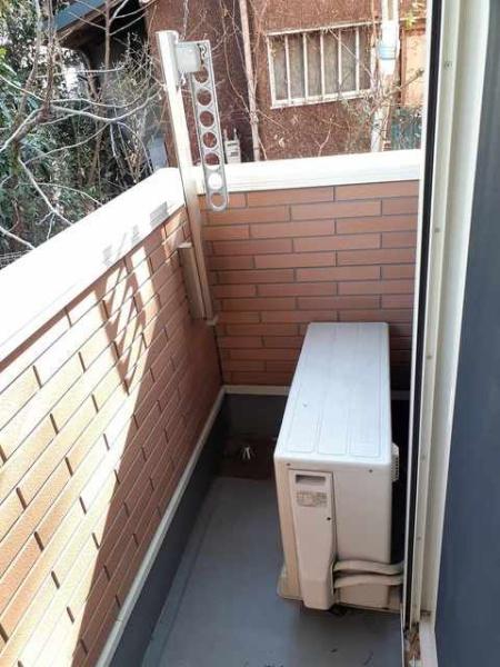 川崎市高津区久地２丁目のアパート