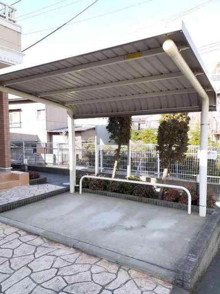 川崎市高津区久地２丁目のアパート