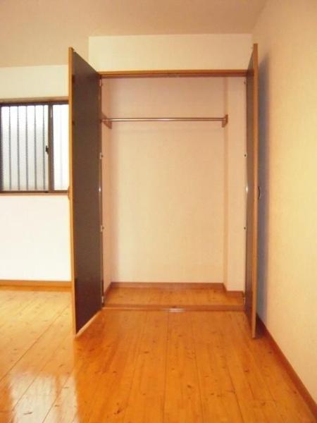 川崎市川崎区小田４丁目のアパート