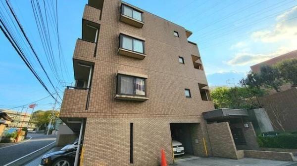 川崎市高津区下作延２丁目のマンション