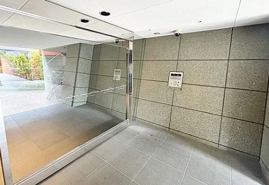 横浜市神奈川区子安通３丁目のマンション