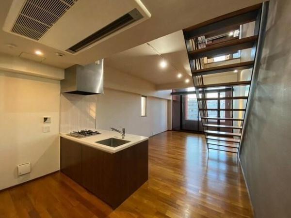 横浜市神奈川区子安通３丁目のマンション