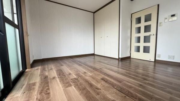 川崎市高津区下野毛２丁目のマンション