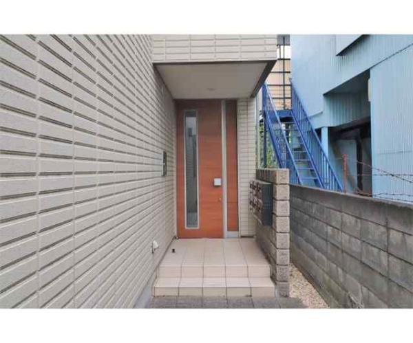 川崎市中原区上小田中６丁目のアパート