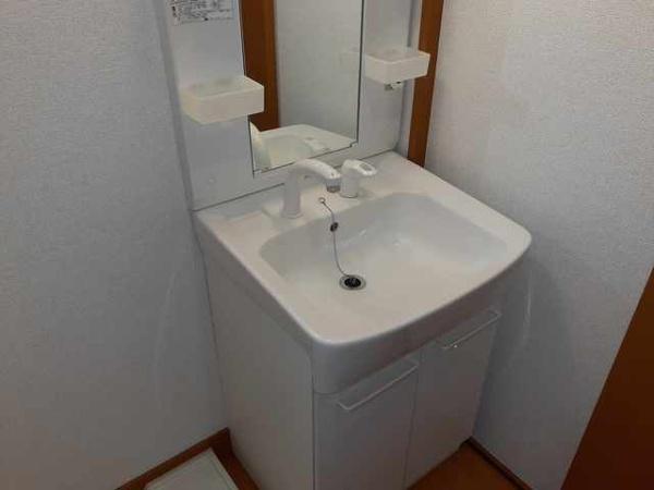 川崎市幸区南加瀬３丁目のマンション