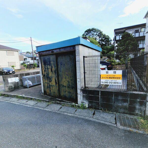 川崎市高津区末長２丁目のマンション