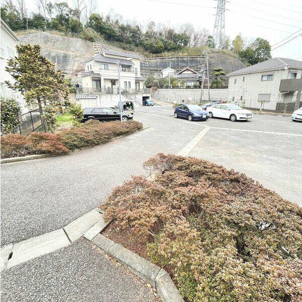 川崎市高津区末長２丁目のマンション