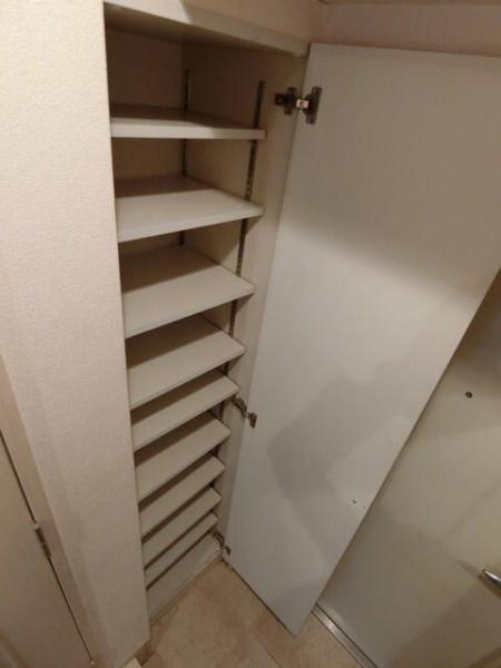 川崎市中原区新丸子東２丁目のマンション