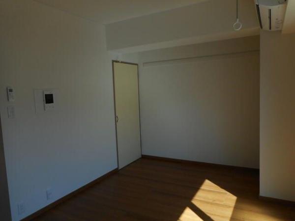 横浜市神奈川区中丸のマンション