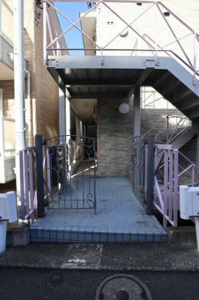 横浜市神奈川区白幡仲町のアパート