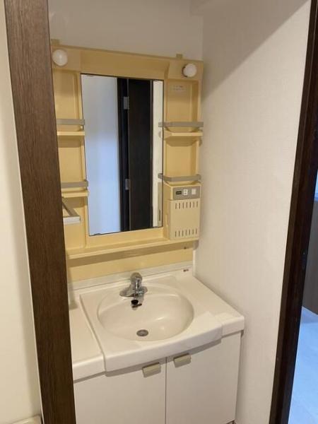 川崎市幸区南加瀬３丁目のマンション