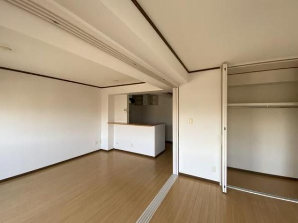横浜市港北区綱島東１丁目のマンション