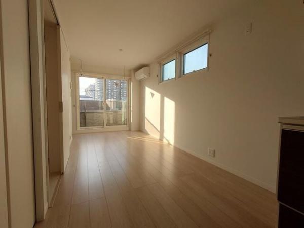 川崎市川崎区小田４丁目のアパート