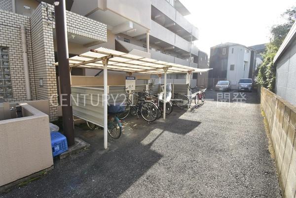 川崎市中原区宮内４丁目のマンション