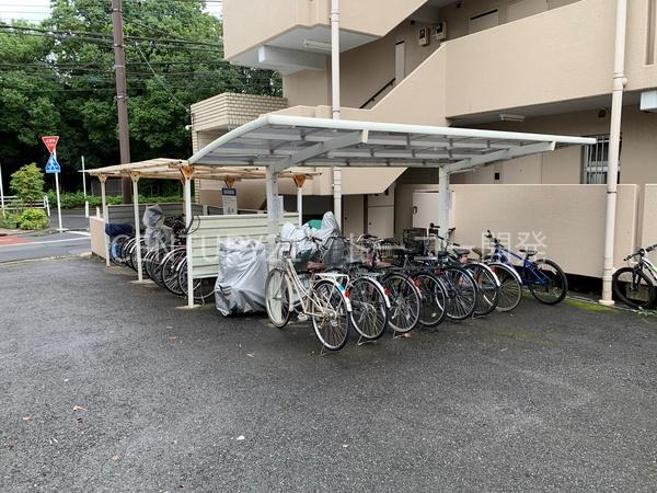 川崎市中原区宮内４丁目のマンション