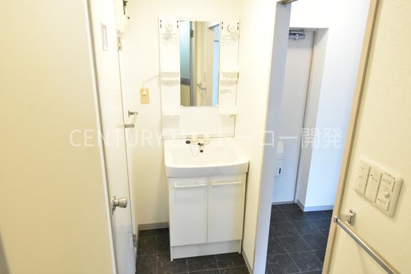 川崎市中原区宮内４丁目のマンション