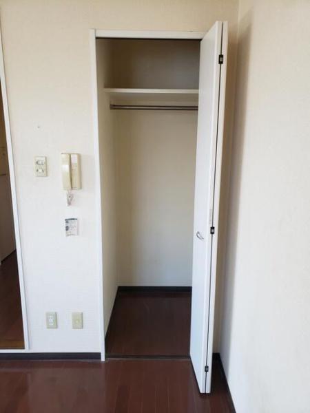 川崎市高津区久本３丁目のマンション