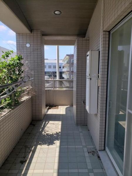 川崎市高津区久本３丁目のマンション