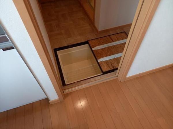 横浜市神奈川区西神奈川２丁目のアパート