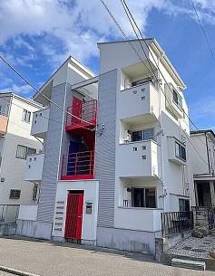 横浜市神奈川区西神奈川２丁目のアパート