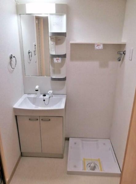 川崎市幸区中幸町１丁目のマンション