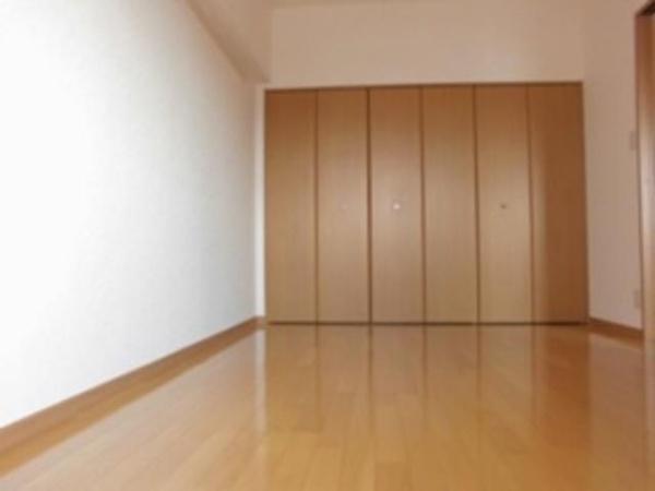 川崎市川崎区日進町のマンション