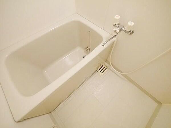 川崎市高津区溝口３丁目のマンション